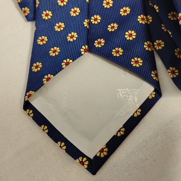 ❤️HAWES & CURTIS Daisies Handmade in England Silk Necktie Tie - Picture 8 of 8